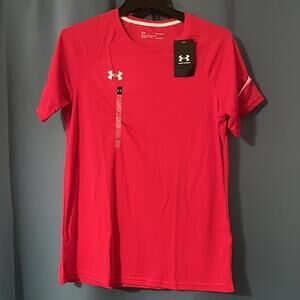 NWT Under Armour Short Sleeve T-Shirt Men's Size Medium Loose HeatGear Red Tee